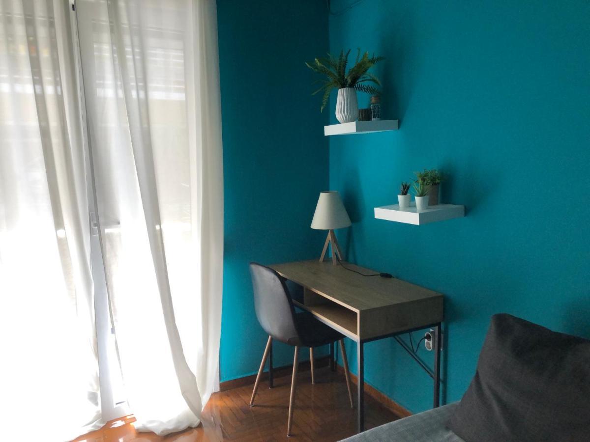 Colourful Apt,Airport Line,6 Min Metro,300 Mbps! Apartamento Atenas Exterior foto